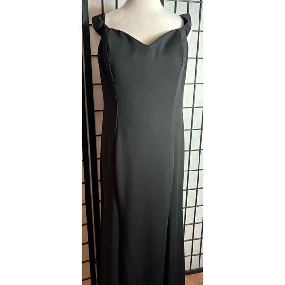 LA Merchandise Black Off the Shoulder Evening Dress - Picture 3 of 9